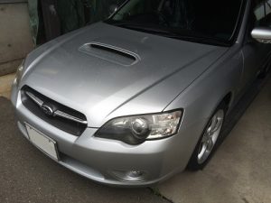 ダッシュボード　両面テープで剥がれます。