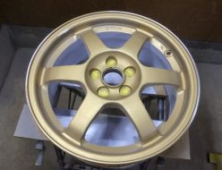 ホイールのカラーチェンジ