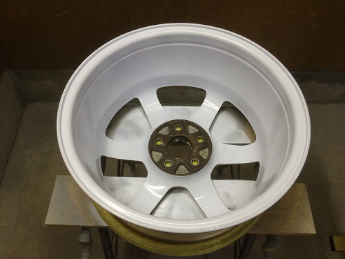 ホイールのカラーチェンジ