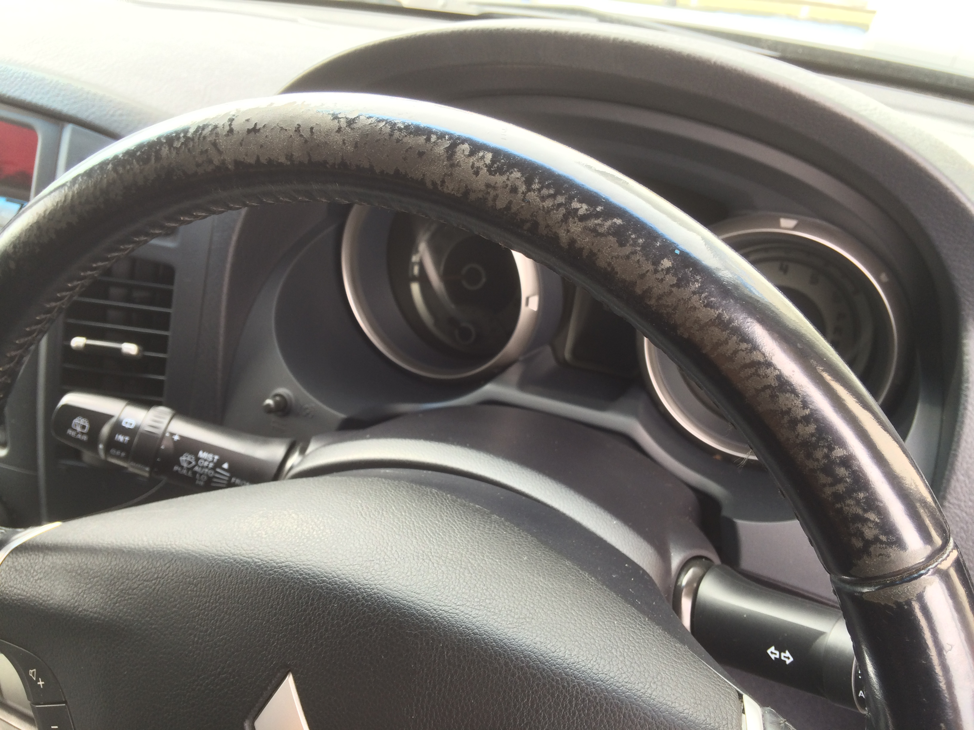 三菱パジェロ ステアリング